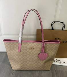 Picture of Coach Handbags _SKUfw235755974fw